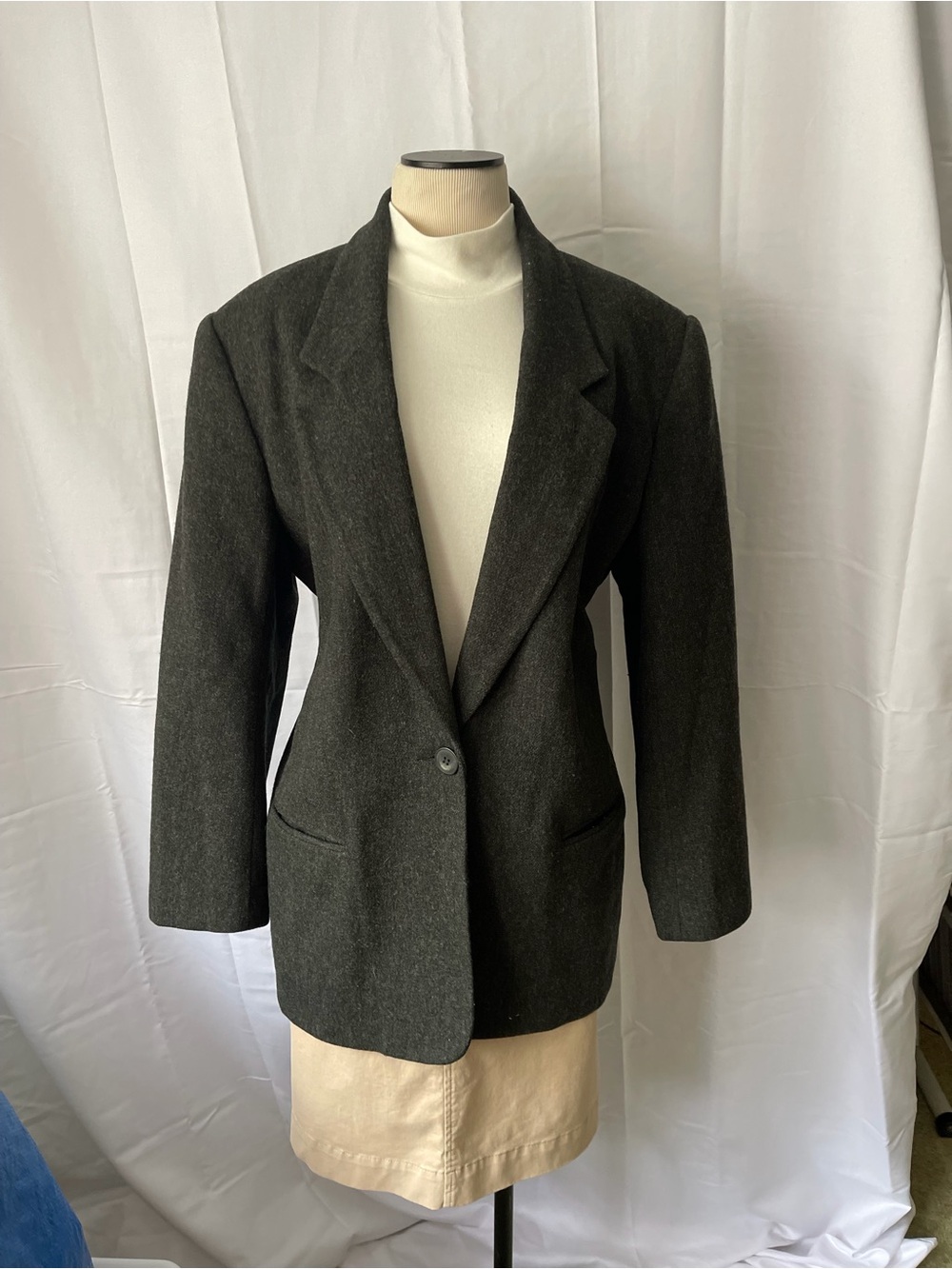 Requirements Women's Dark Charcoal Single-Button Blazer